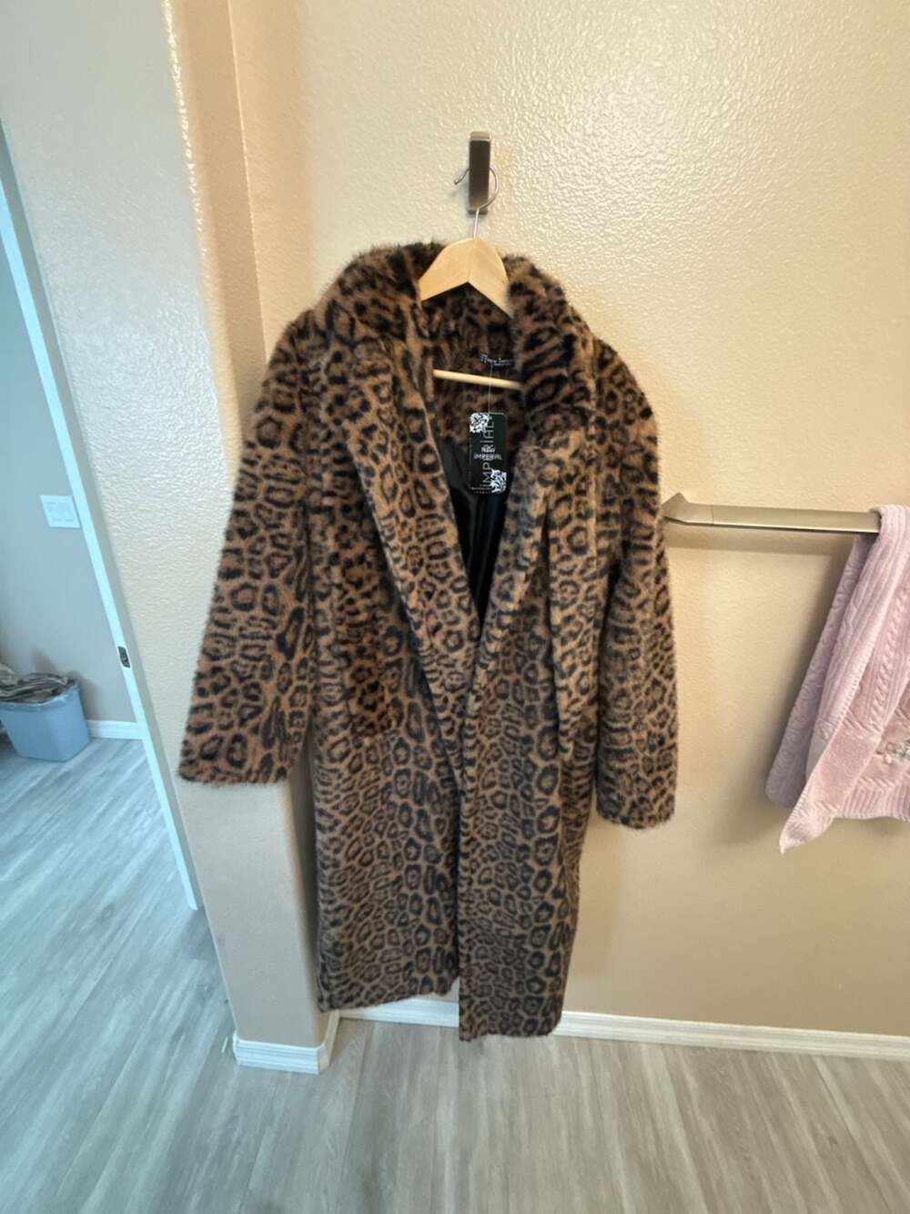 New Imperial Faux Fur Coat Size US 10 Leopard Print Long Jacket
Made in Turkey